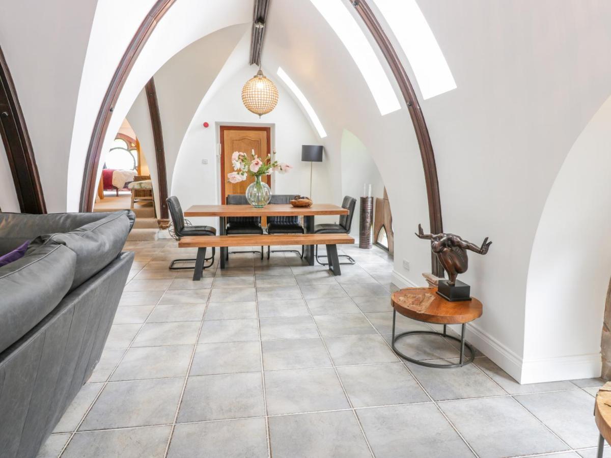 Penthouse St Mary'S Church Moffat Extérieur photo