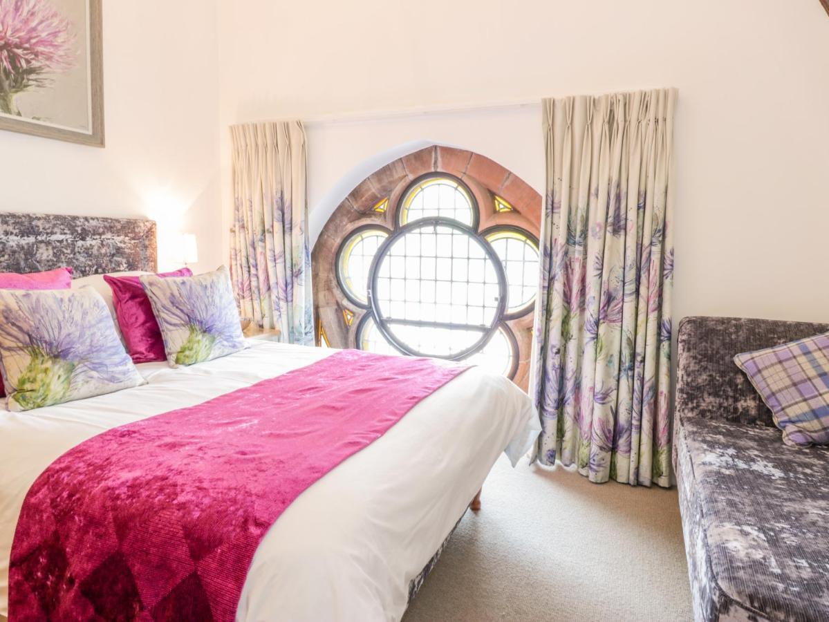 Penthouse St Mary'S Church Moffat Extérieur photo